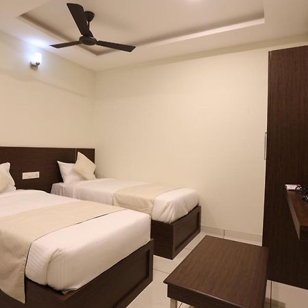 Lgp Residency Hotel Tiruchirappalli Екстериор снимка
